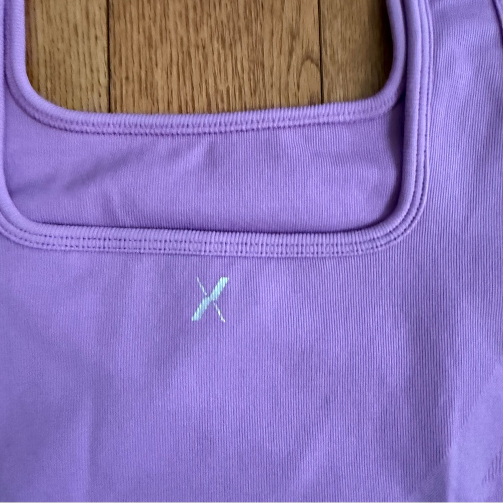 Knix NWT Women's Good to Go Seamless Tank Top size Medium - Picture 3 of 12